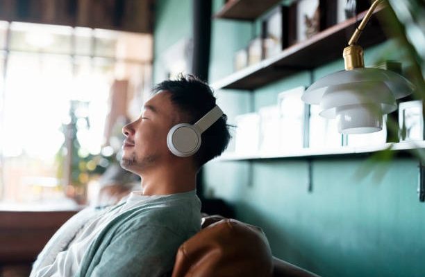 How to Support Healthy Sleep-Wake Cycles