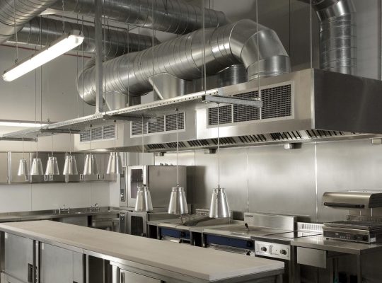 Choosing the Right Professional Kitchen Ventilation Options for Your Space