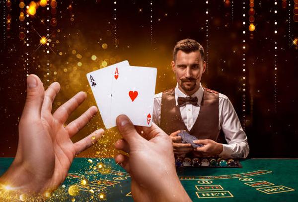 Discover Baccarat Games with an online casino Singapore for Players
