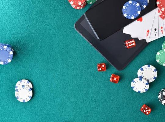 Enjoy Simple Card Games with a Singapore online casino for Players