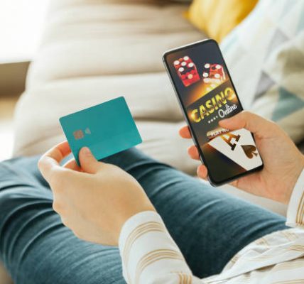 Comparing Payment Methods and Games Across kuwait casinos online